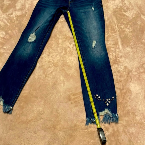 Inc Destroyed Beaded Ankle Jeans Size 0 - Picture 4 of 10